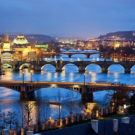 Quiet Apartment With Balcony Charles Bridge Praha Exteriér fotografie